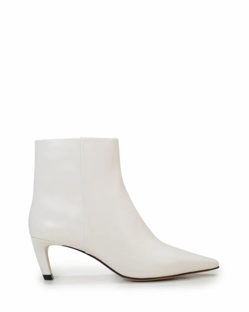 Vince Camuto Women's Quinley White M